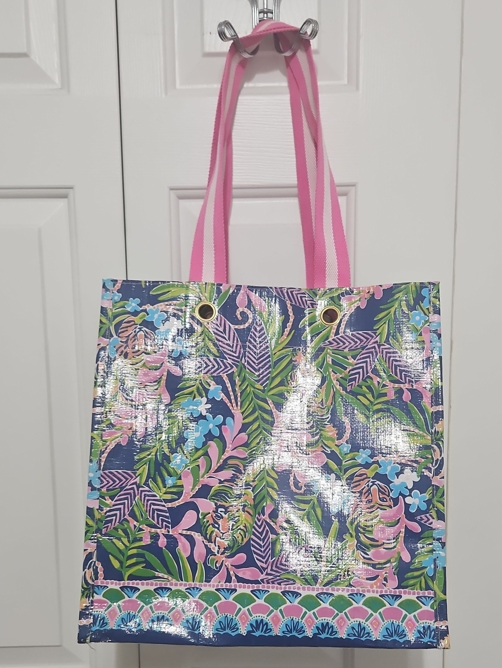 Lilly Pulitzer How You Like Me Prowl Tote